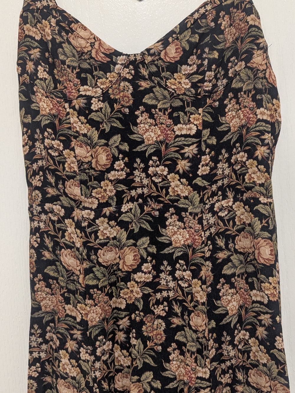 Aritzia Floral Midi Dress - Picture 3 of 3